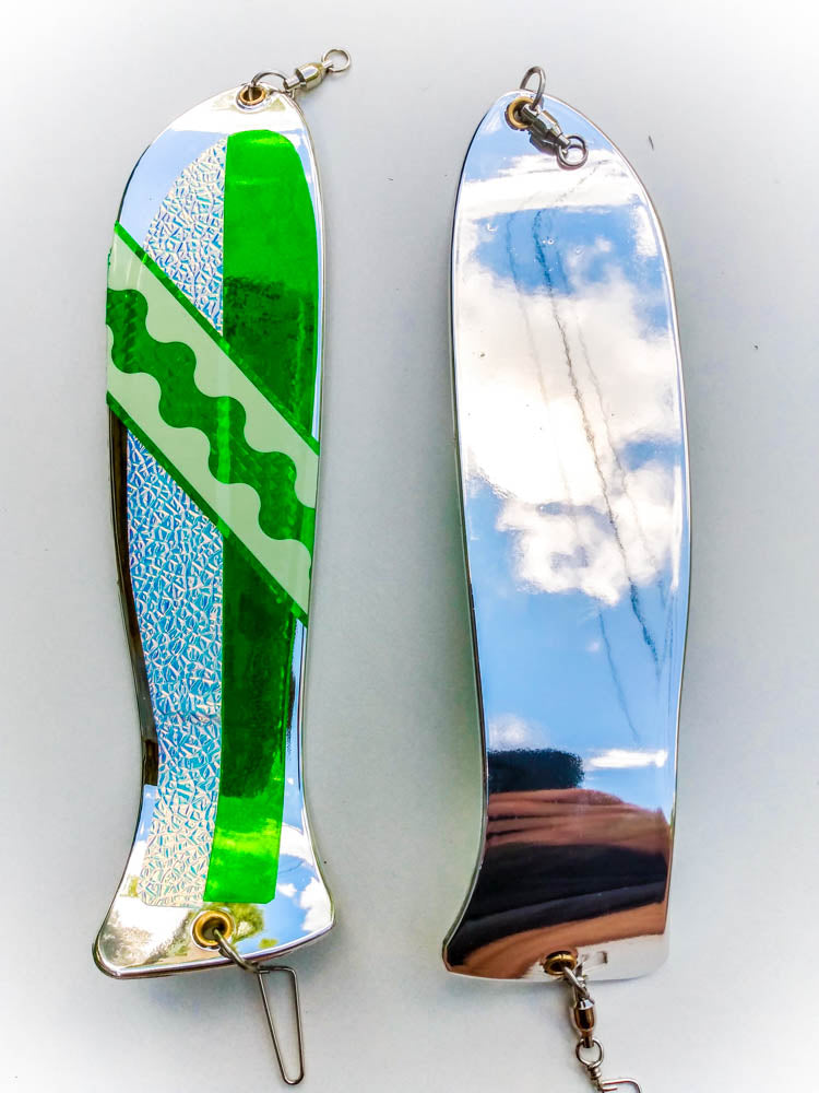 Chin Music Glow 10" Fish Shaped Paddle Flasher