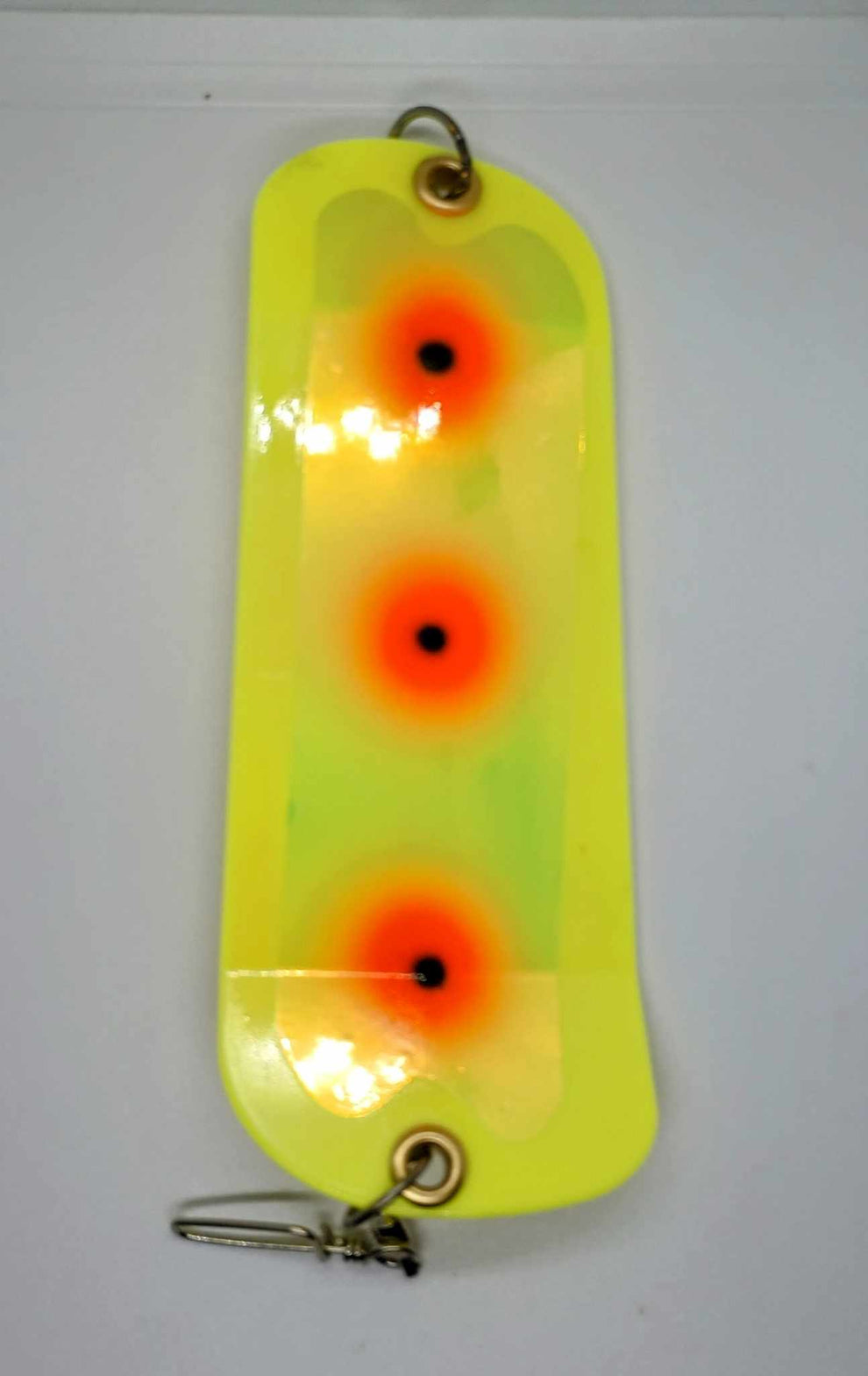 Orange Eyes - 5.5